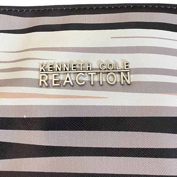 Kenneth Cole Reaction Surfer Striped Tote Bag - Picture 5 of 5